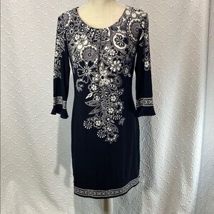 London Times size 6 petite Black and White Floral 3/4 length Sleeve Dress stretc